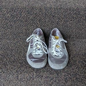 1/3

PUMA Sport Lifestyle Sneakers